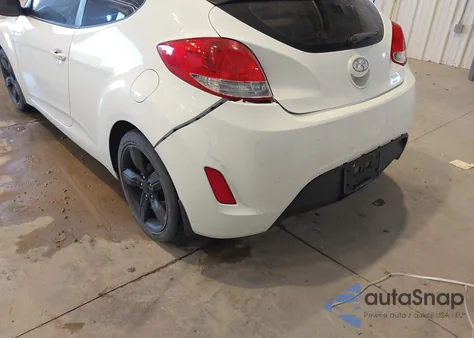 2013 Hyundai Veloster Base W/Gray from USA, damaged, VIN KMHTC6AD3DU084964